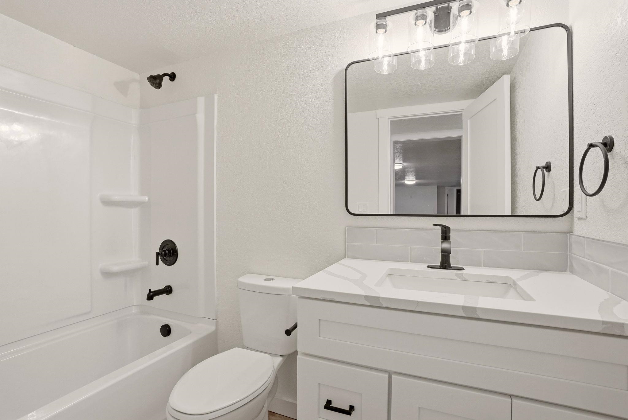 39 West 33rd Avenue Spokane, WA 99203 - Photo 23 of 50