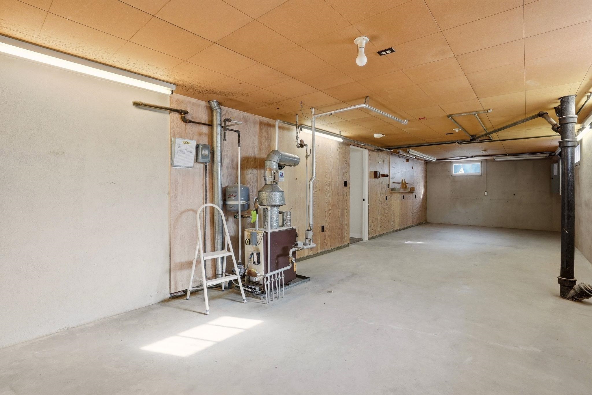 39 West 33rd Avenue Spokane, WA 99203 - Photo 28 of 50