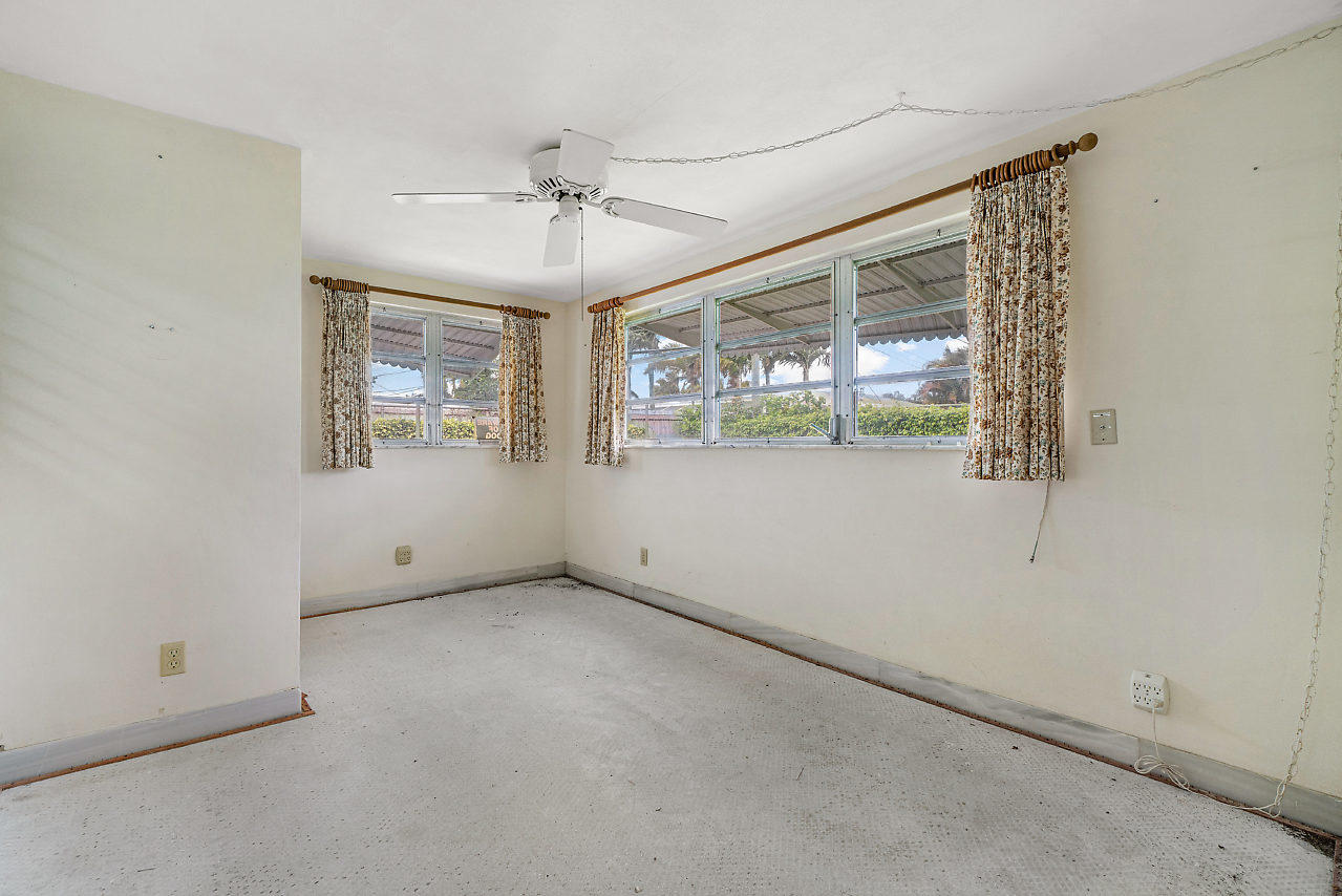 367 Northeast 23rd Way Boca Raton, FL 33431 - Photo 19 of 22 Florida Room