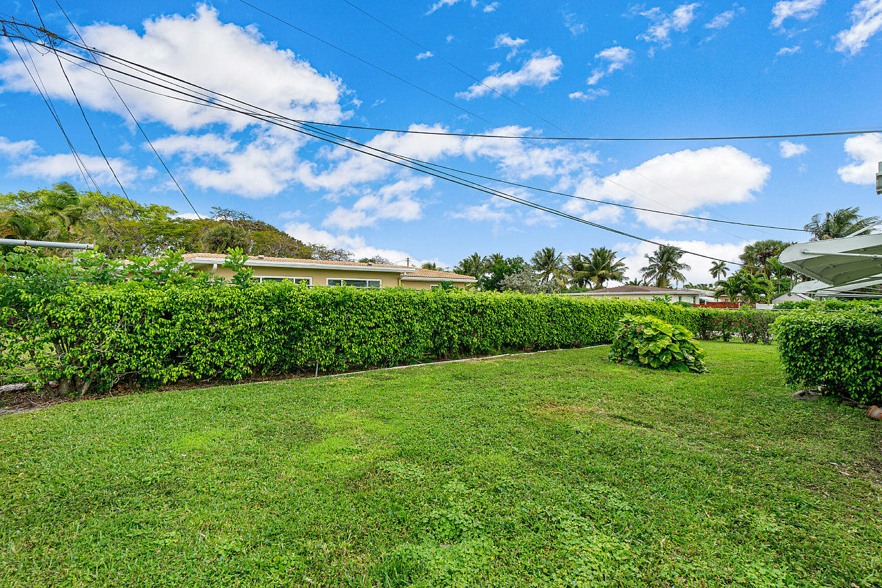 367 Northeast 23rd Way Boca Raton, FL 33431 - Photo 22 of 22 Backyard