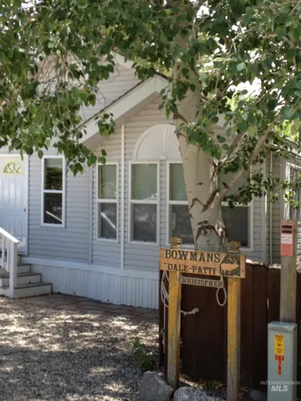 $329,000 | 514 E13/14 Sawyer Street, Unit E13/14, Cascade, ID 83611