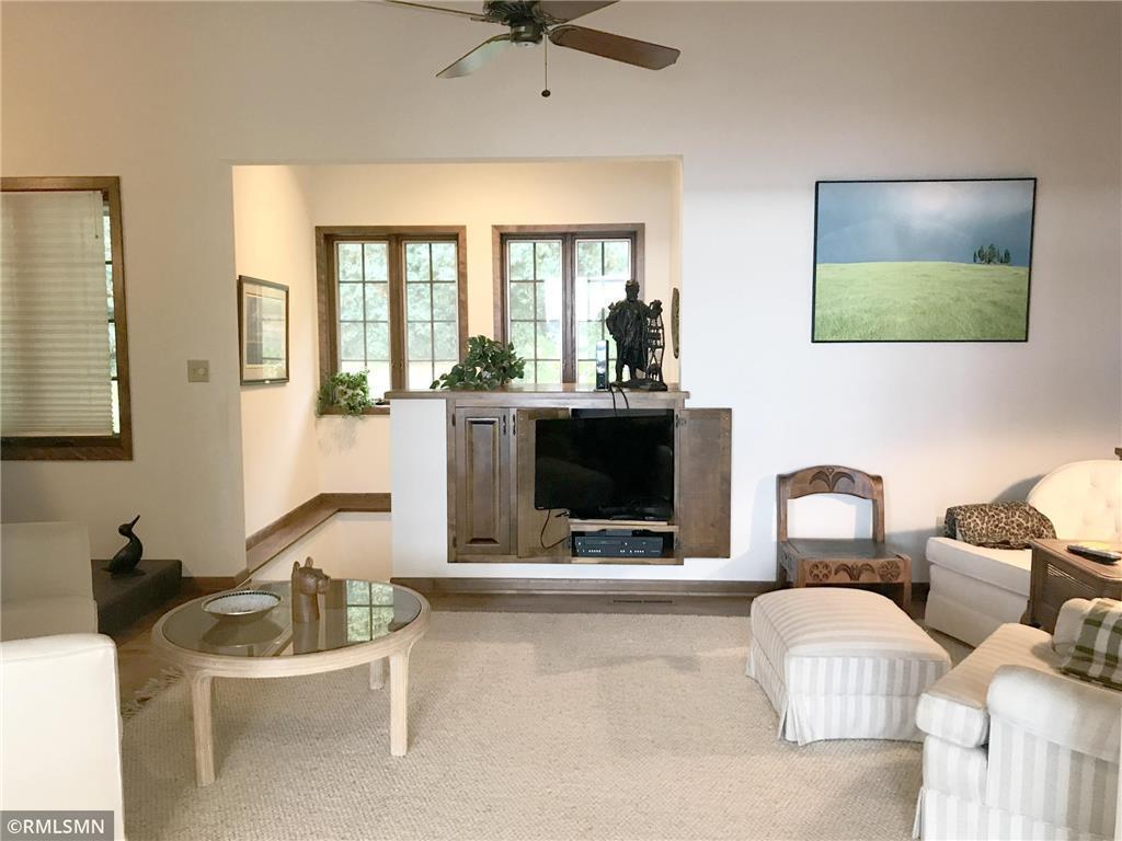 44 Peninsula Road Dellwood, MN 55110 - Photo 20 of 55