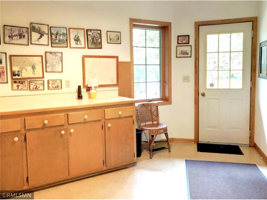 44 Peninsula Road Dellwood, MN 55110 - Photo 24 of 55