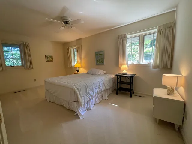 $3,000 | 44 Peninsula Road, Dellwood, MN 55110