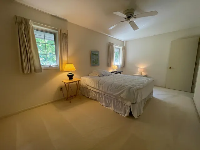 $3,000 | 44 Peninsula Road, Dellwood, MN 55110