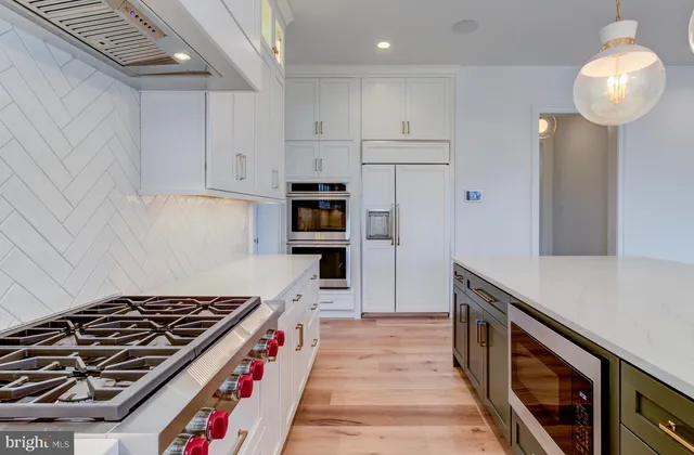 $2,589,900 | 1 Laurel Circle, Malvern, PA 19355