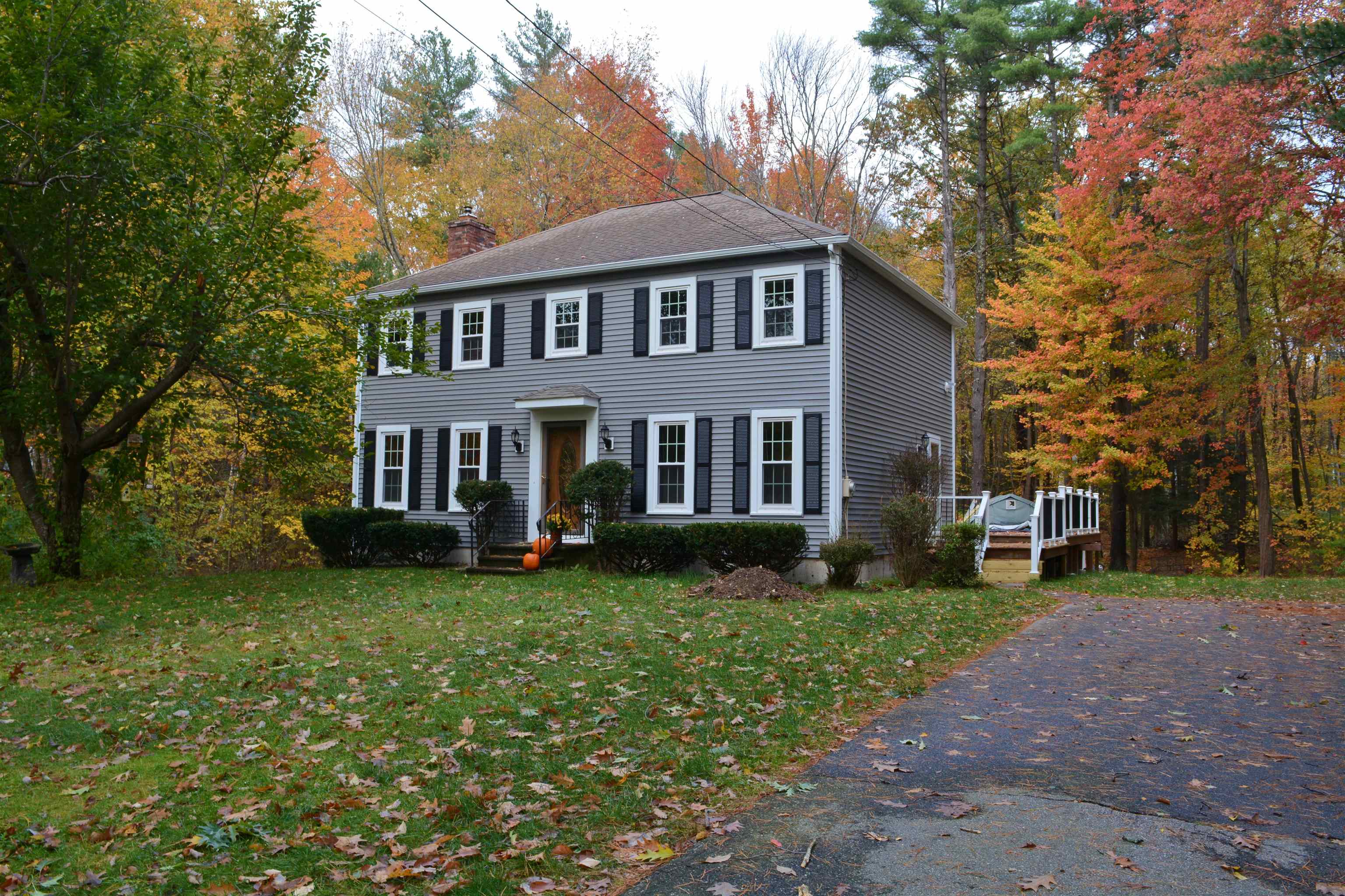 114 Warner Hill Road Derry, NH 03038 - Photo 2 of 25