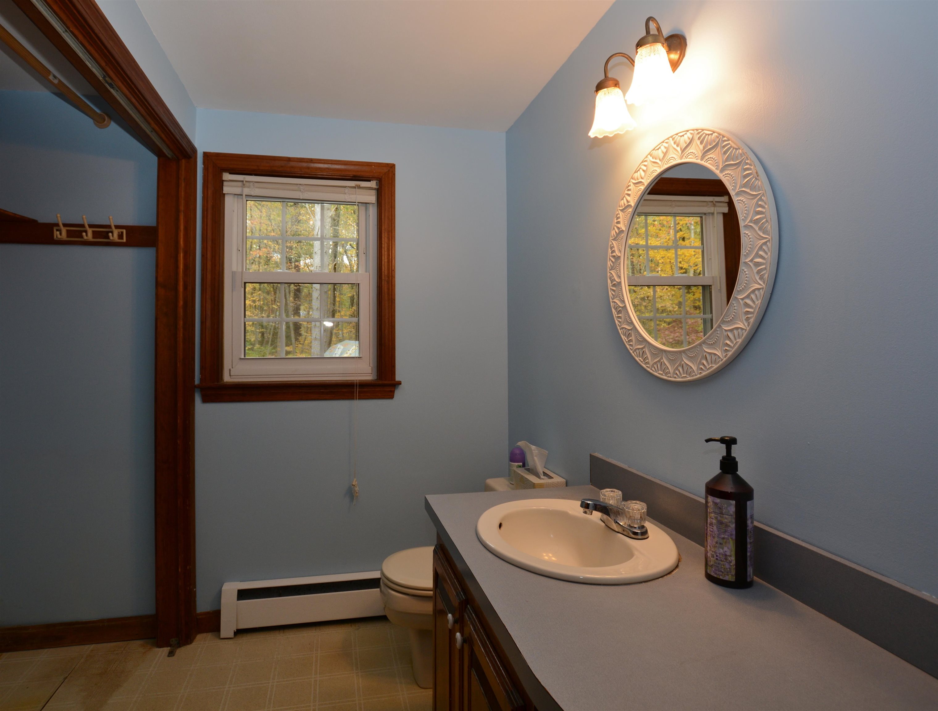 114 Warner Hill Road Derry, NH 03038 - Photo 16 of 25