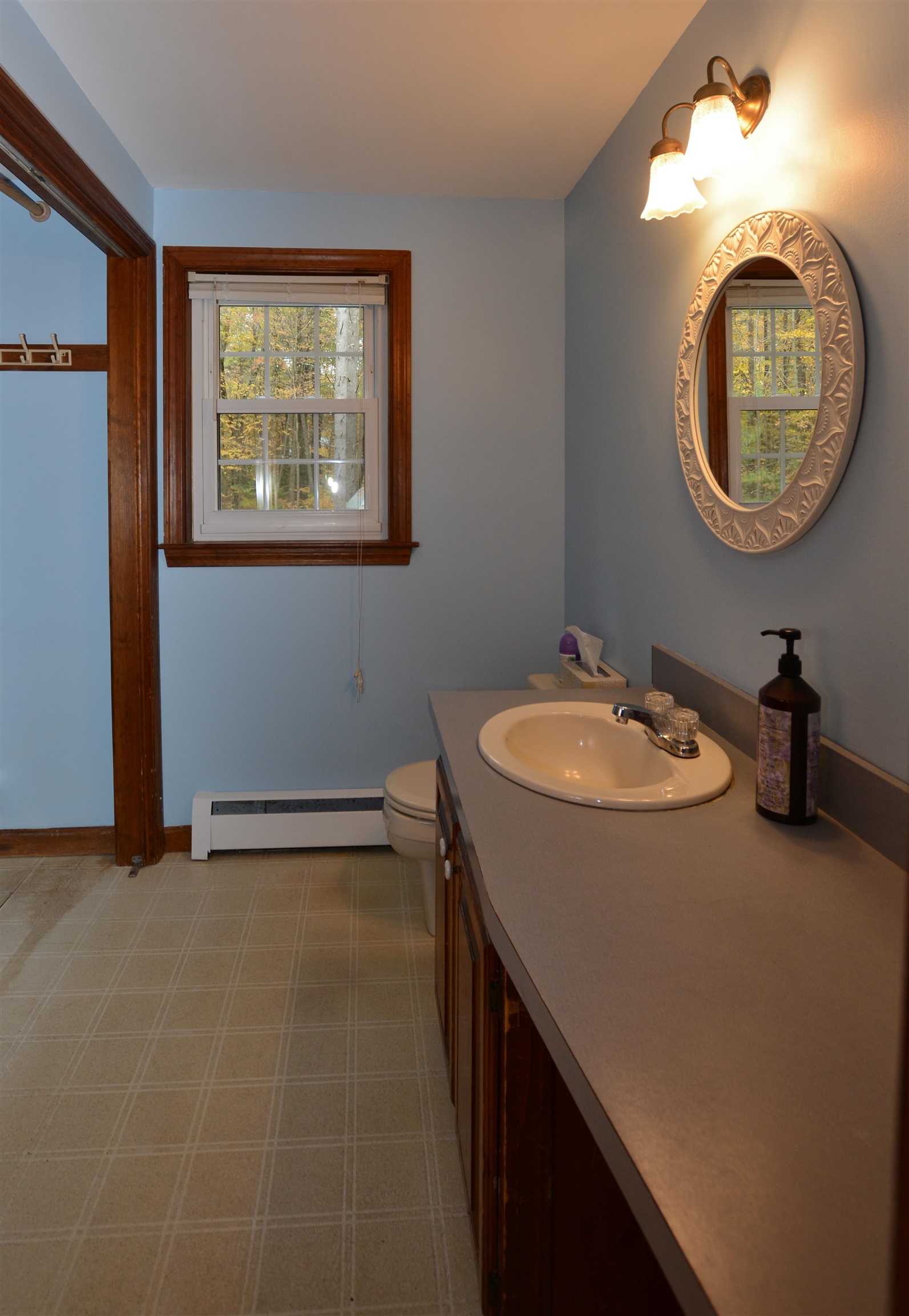 114 Warner Hill Road Derry, NH 03038 - Photo 17 of 25