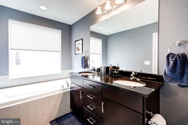 $925,000 | 9652 Pullman Place, Fairfax, VA 22031