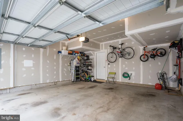 $925,000 | 9652 Pullman Place, Fairfax, VA 22031