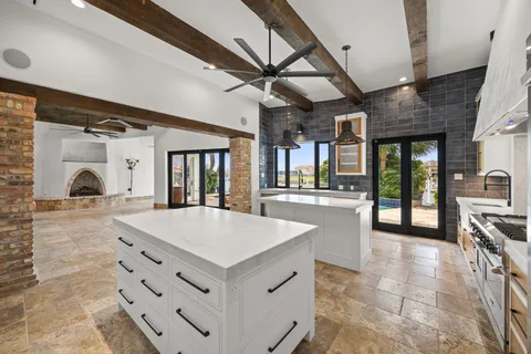 $2,399,000 | 721 Harborside Way, League City, TX 77565
