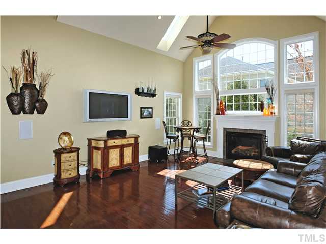 9646 Club Valley Way Raleigh, NC 27617 - Photo 2 of 19 Gallery Image 2