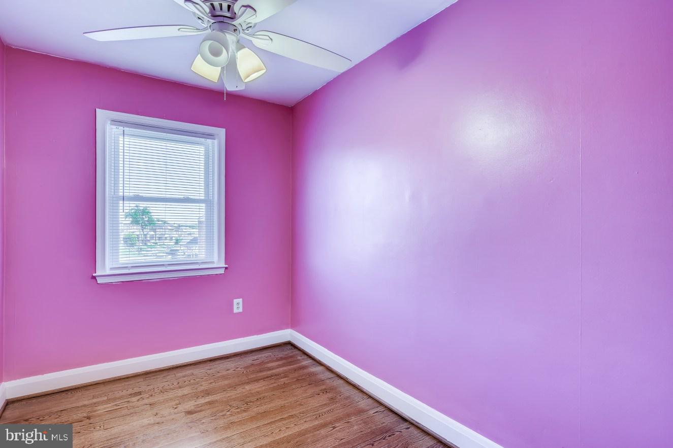 5636 Braxfield Road Baltimore, MD 21227 - Photo 23 of 33
