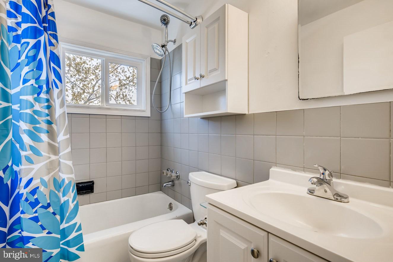5636 Braxfield Road Baltimore, MD 21227 - Photo 26 of 33