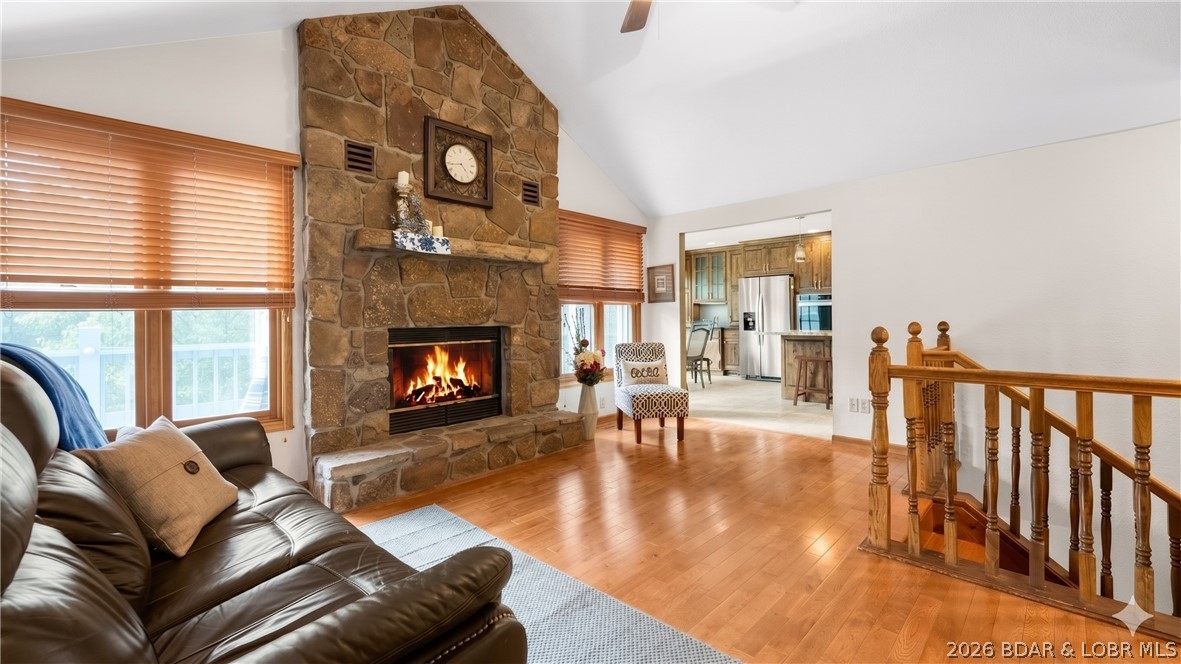 490 Waterfowl Road Linn Creek, MO 65052 - Photo 5 of 52 Vaulited Ceilings