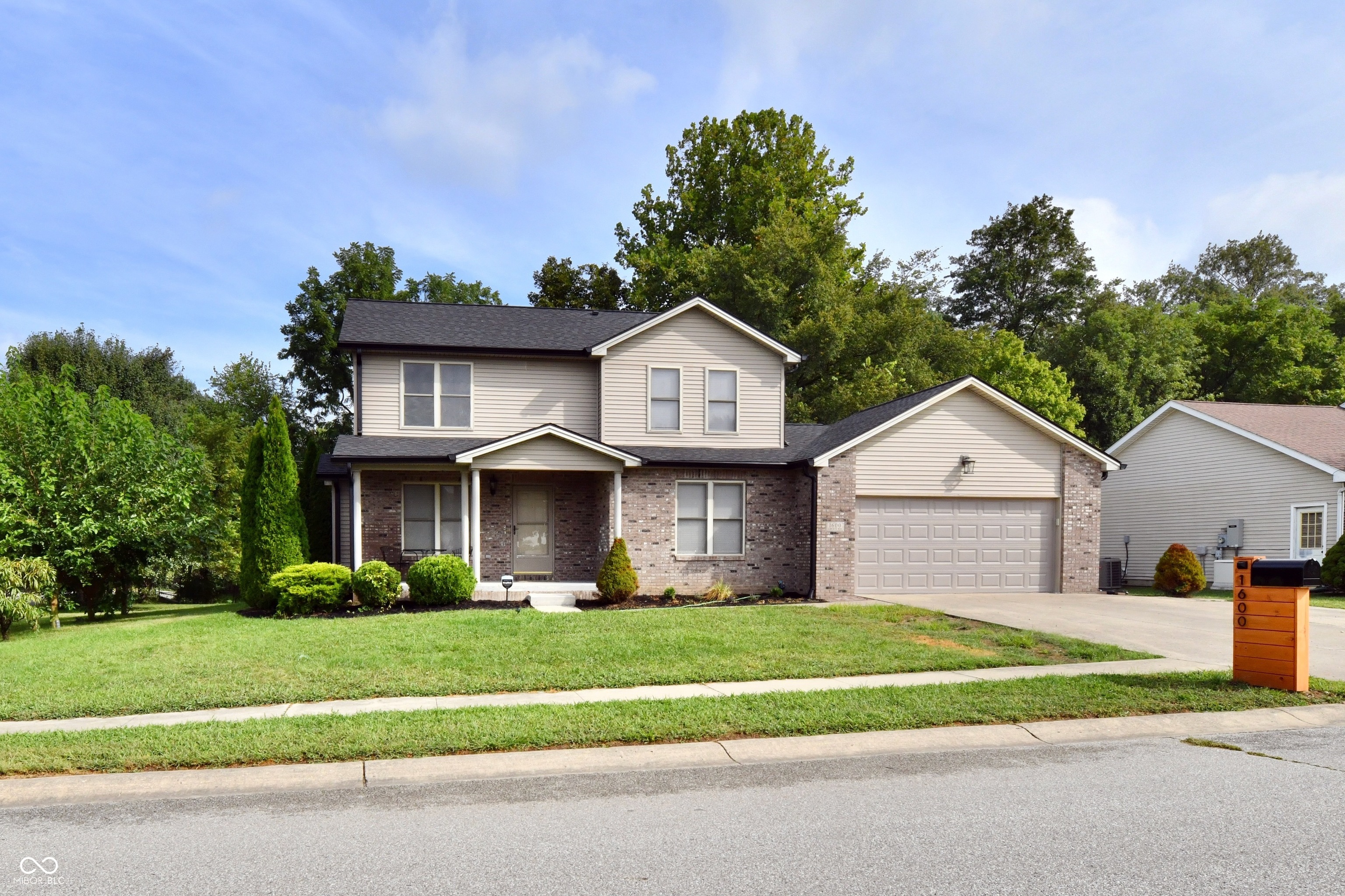 1600 Liberty Way Hope, IN 47246 - Photo 2 of 54