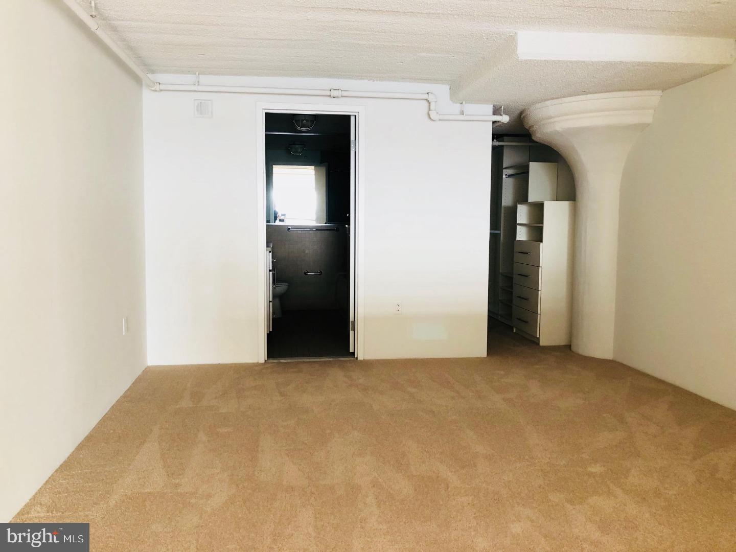 2300 Walnut Street, Unit 1B1 5BA Philadelphia, PA 19103 - Photo 4 of 13