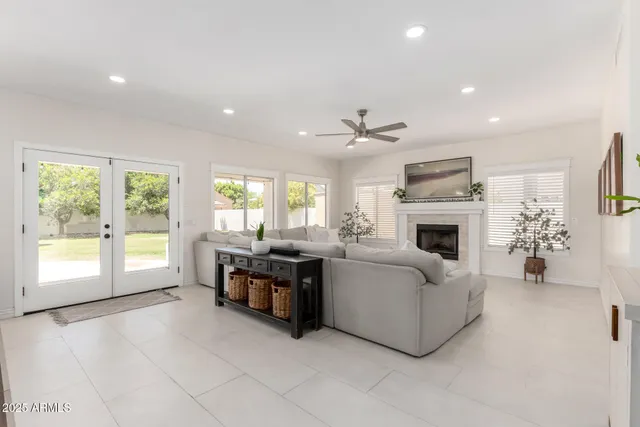 $8,000 | 2053 East Stephens Road, Gilbert, AZ 85296