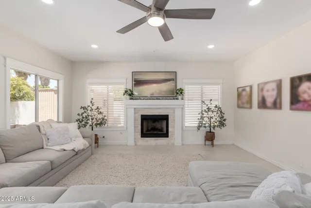 $8,000 | 2053 East Stephens Road, Gilbert, AZ 85296