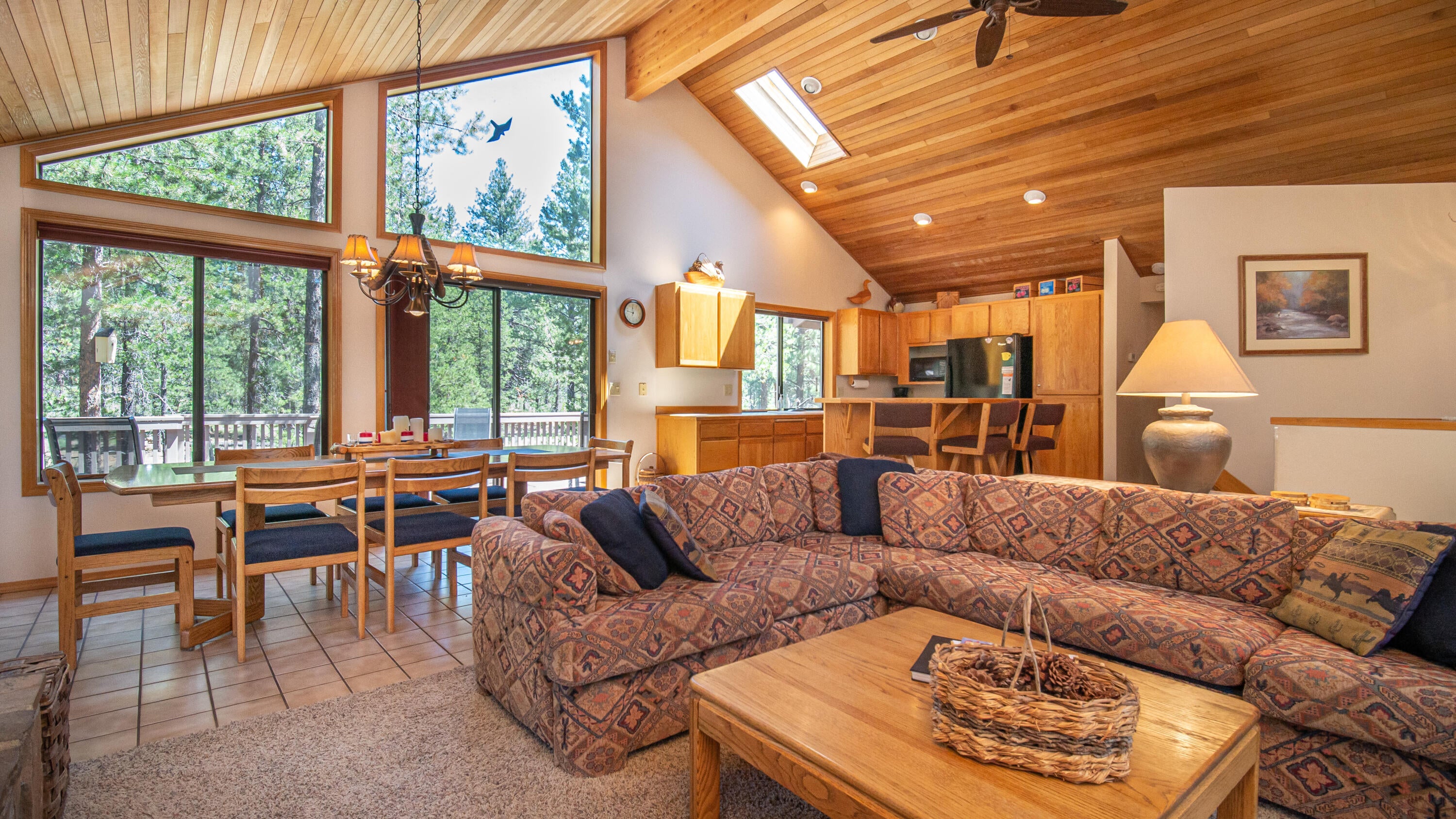 17932 Rhododendron Lane Sunriver, OR 97707 - Photo 5 of 32 17932-5 Rhododendron Sunriver, OR 97707