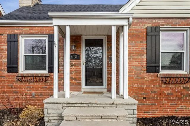 $375,000 | 6031 Lansdowne Avenue, St. Louis, MO 63109