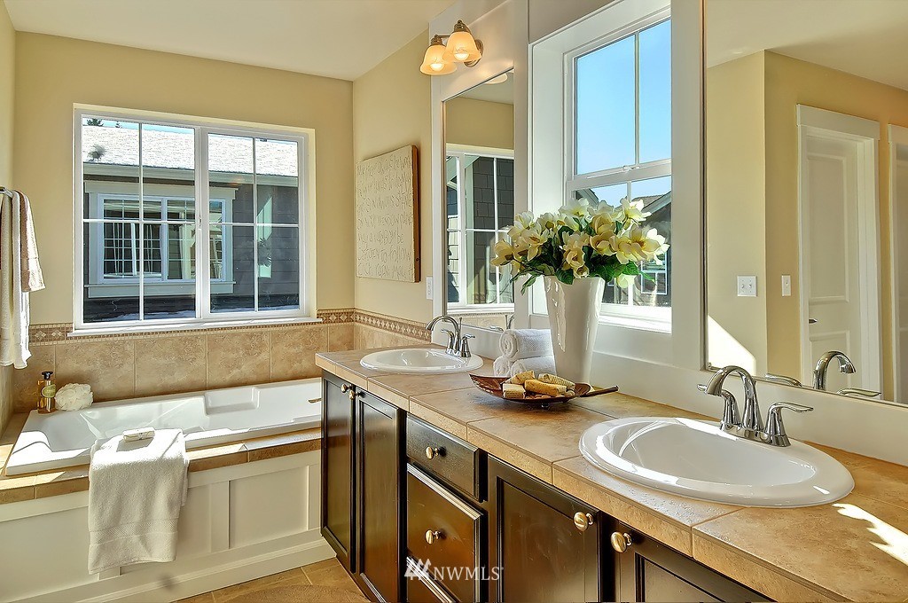 4304 186th Place Southeast Bothell, WA 98012 - Photo 10 of 18 Gallery Image 10
