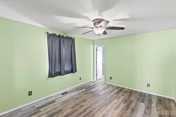 $185,000 | 1005 North James Street, Sparta, IL 62286