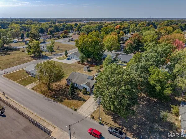 $185,000 | 1005 North James Street, Sparta, IL 62286