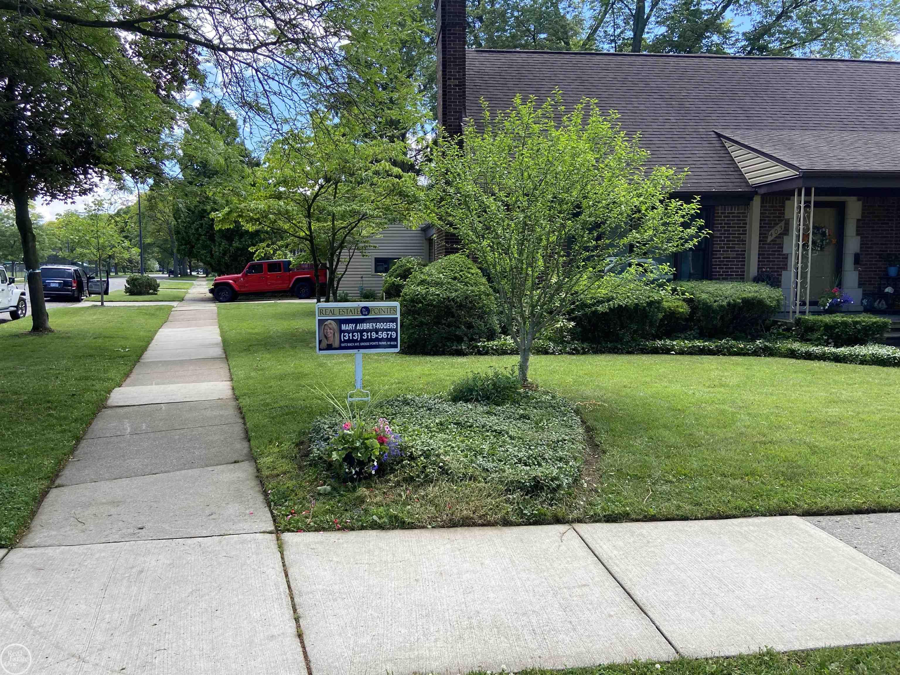 403 Cloverly Road Grosse Pointe, MI 48236 - Photo 32 of 32 50113687-31.JPG