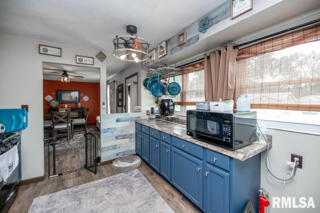 307 Hamilton Road Marquette Heights, IL 61554 - Photo 13 of 47 Gallery Image 13