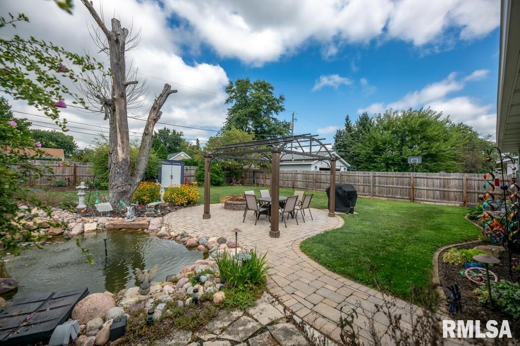 307 Hamilton Road Marquette Heights, IL 61554 - Photo 2 of 47 Gallery Image 2