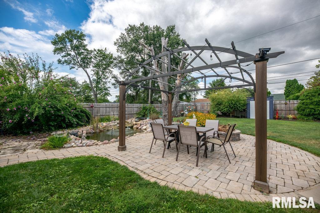 307 Hamilton Road Marquette Heights, IL 61554 - Photo 4 of 47 Gallery Image 4