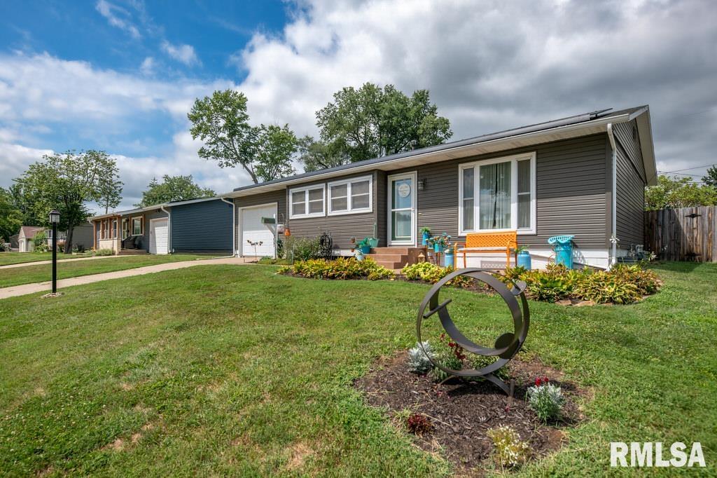 307 Hamilton Road Marquette Heights, IL 61554 - Photo 8 of 47 Gallery Image 8