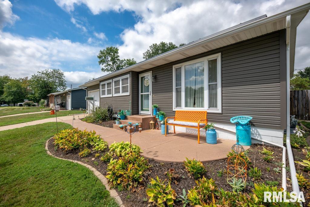 307 Hamilton Road Marquette Heights, IL 61554 - Photo 9 of 47 Gallery Image 9
