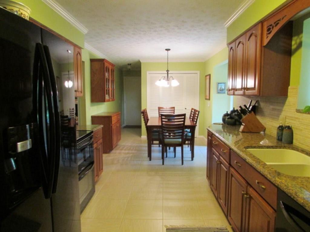 730 Linmuth Drive West Springfield, OH 45503 - Photo 15 of 58