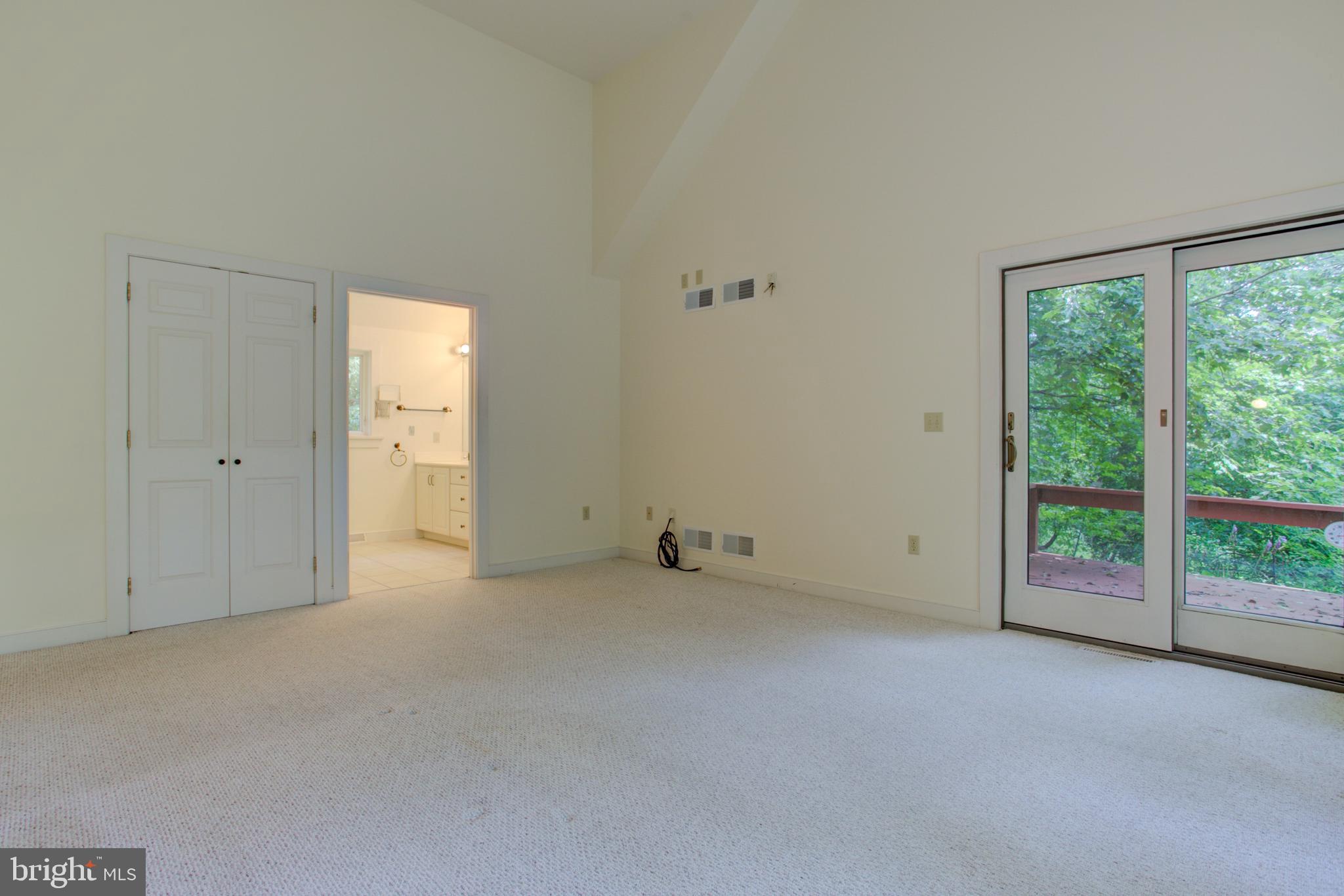 3264 Back Run Road Manheim, PA 17545 - Photo 22 of 74 Bedroom to en-suite bathroom.