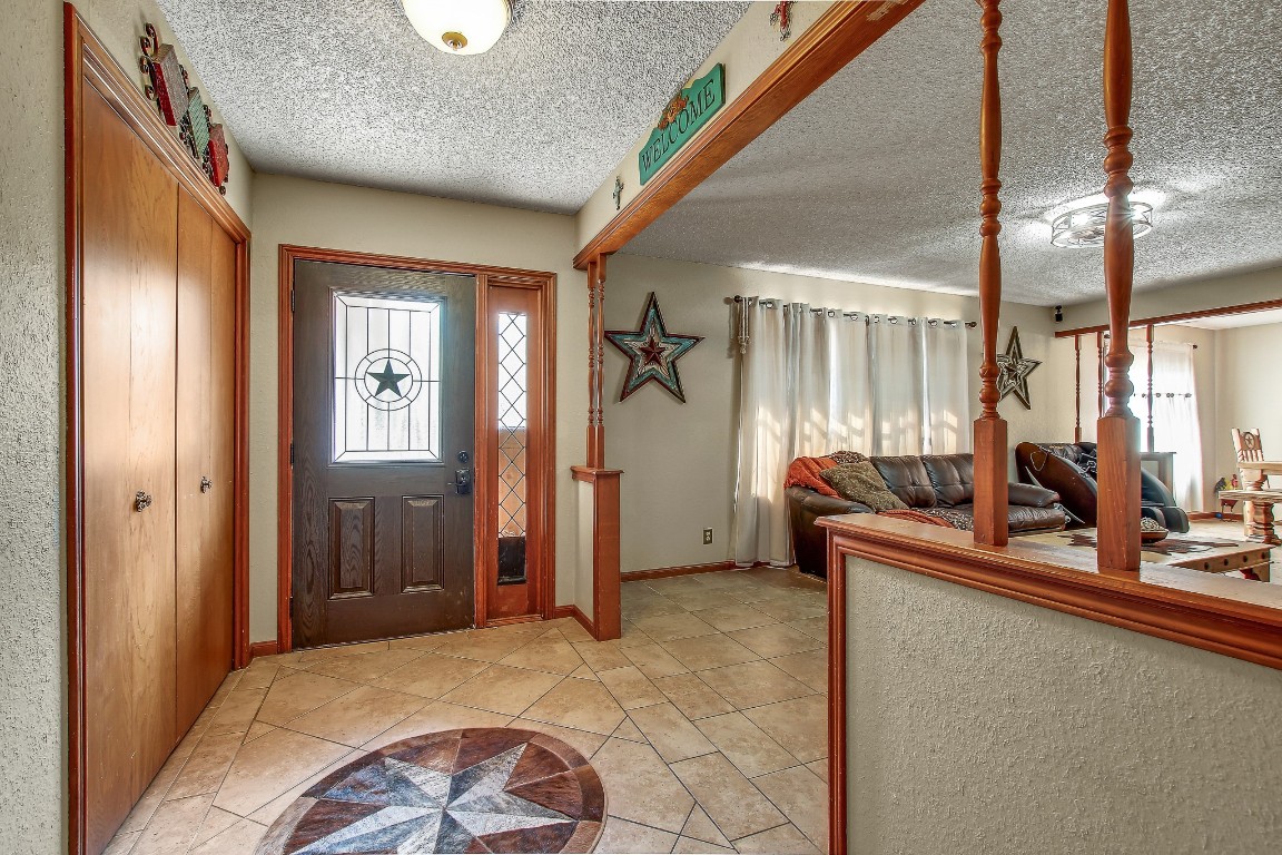 105 Frederick Lane Thorndale, TX 76577 - Photo 2 of 12 a bedroom with furniture and a window