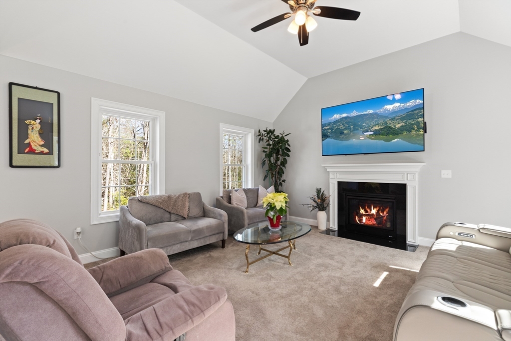 526 Hubbardston Road Templeton, MA 01468 - Photo 3 of 32