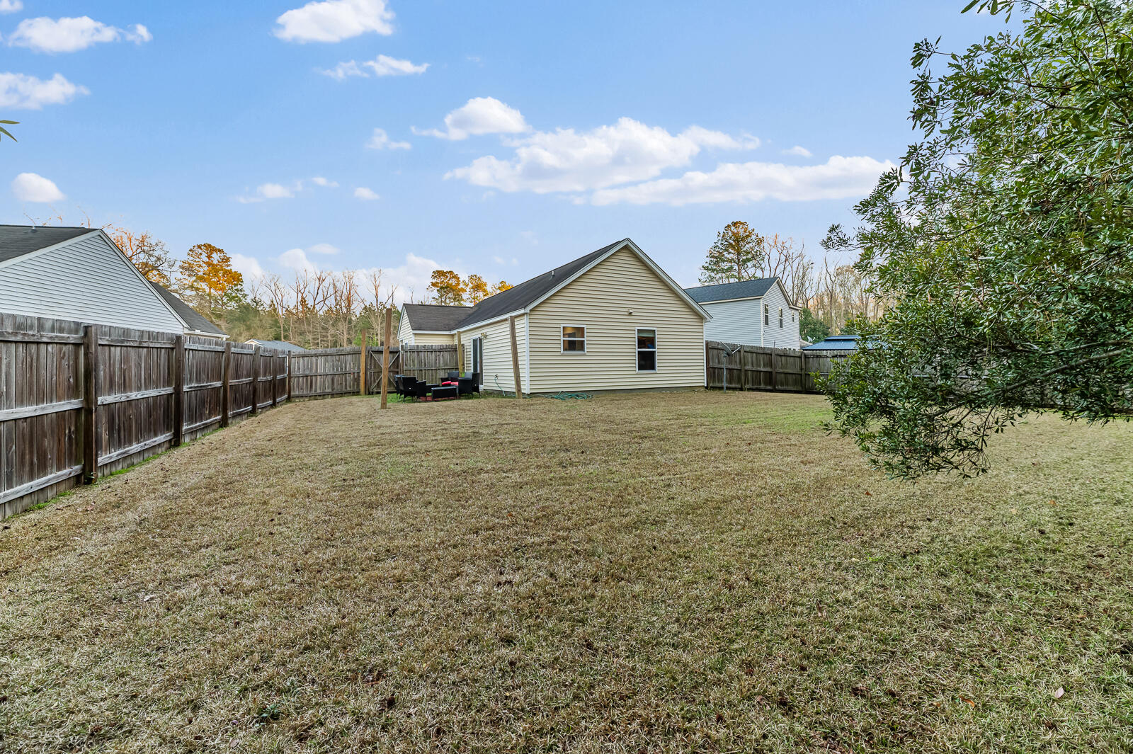 125 Farm Quarters Drive Goose Creek, SC 29445 - Photo 17 of 21 Fenced Yard