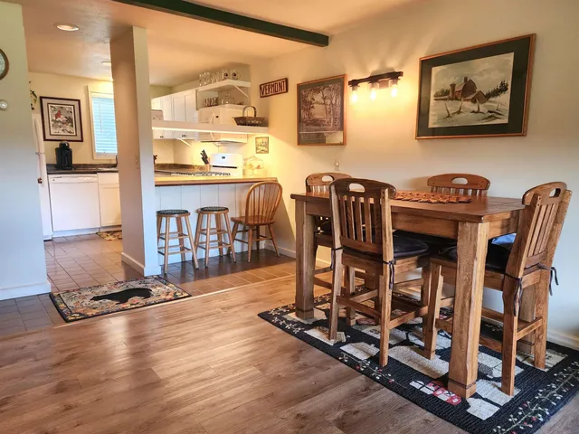 $555,000 | 210 Village Green Drive, Unit 9D, Stowe, VT 05672