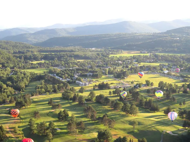 $555,000 | 210 Village Green Drive, Unit 9D, Stowe, VT 05672