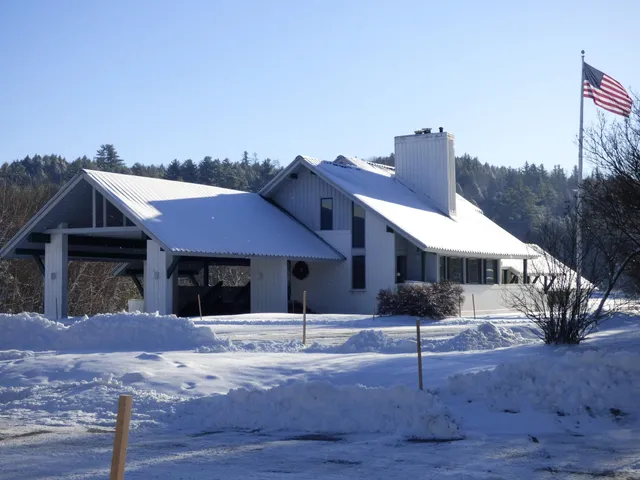 $499,900 | 210 Village Green Drive, Unit 9D, Stowe, VT 05672