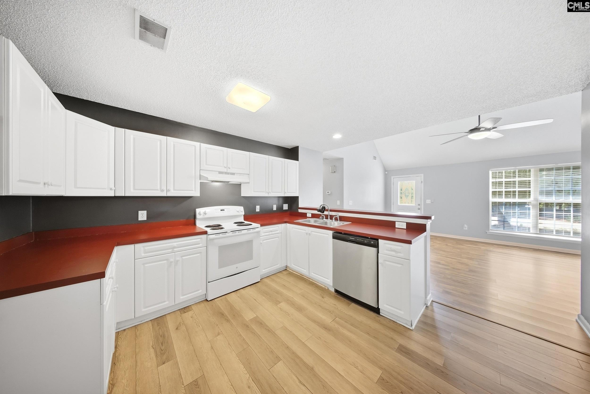 34 Kingsway Road Irmo, SC 29063 - Photo 13 of 41 Gallery Image 13