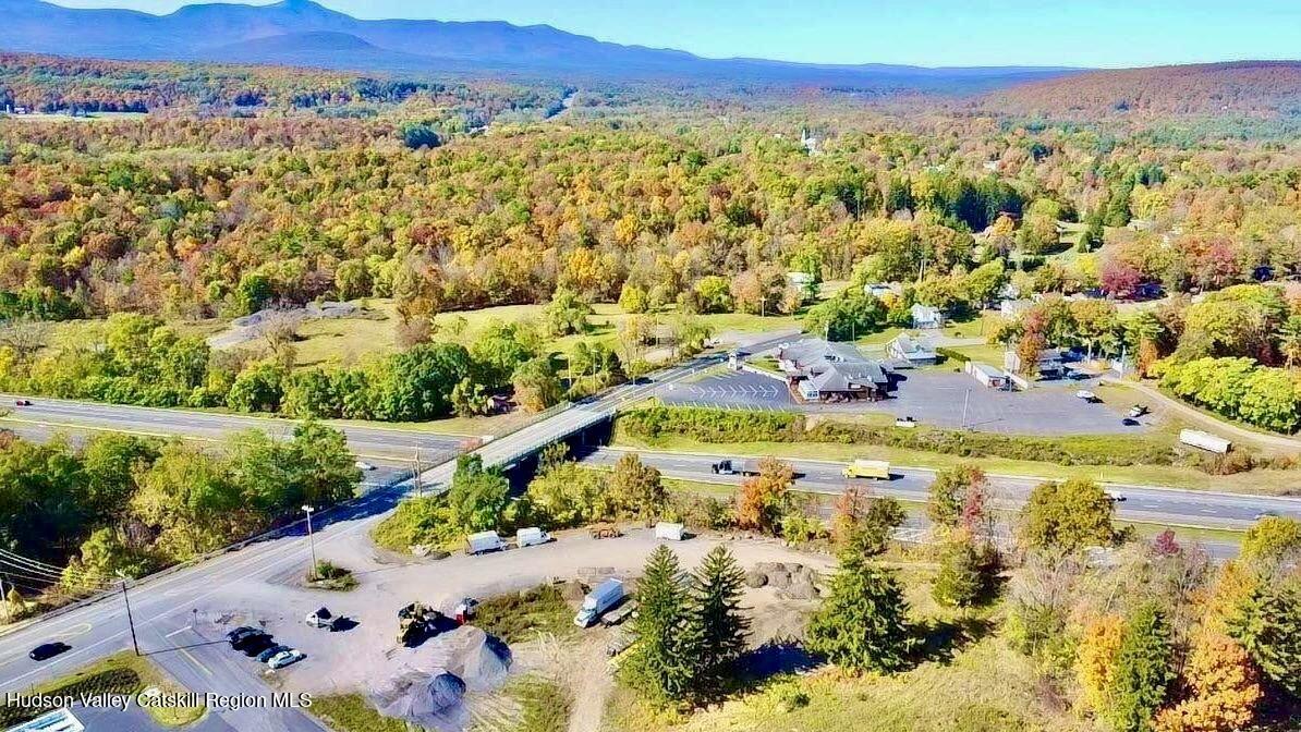 746 County Road 23B Catskill, NY 12451 - Photo 44 of 50 a view of city and mountain