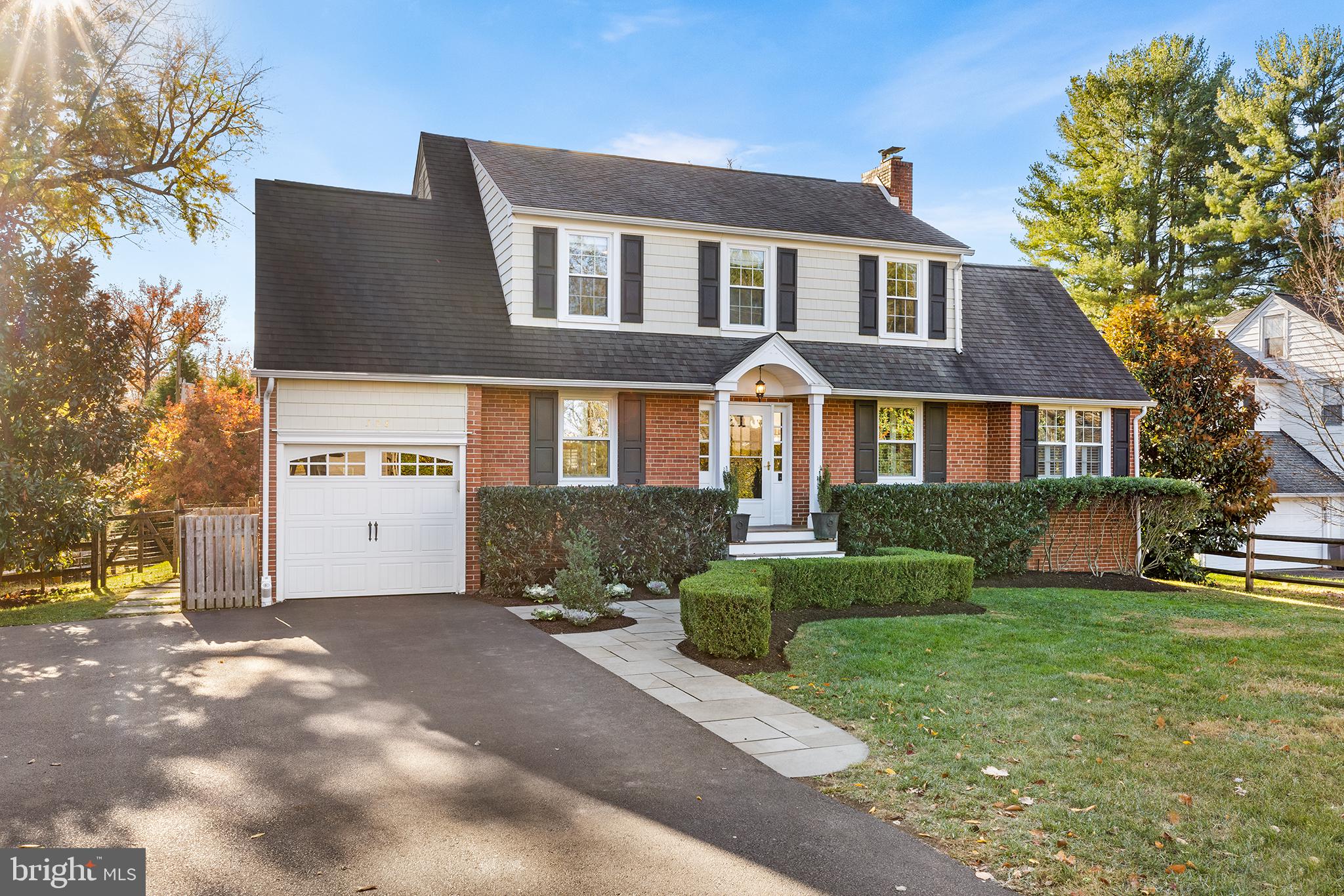 528 West Wayne Avenue Wayne, PA 19087 - Photo 2 of 36