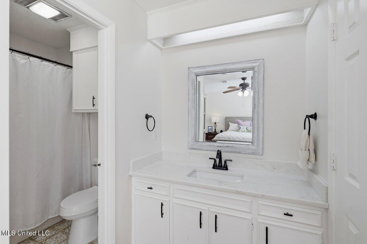 4 Club Oaks Circle Pearl, MS 39208 - Photo 18 of 25 4 Club Oaks Dr Home Tours MS 18