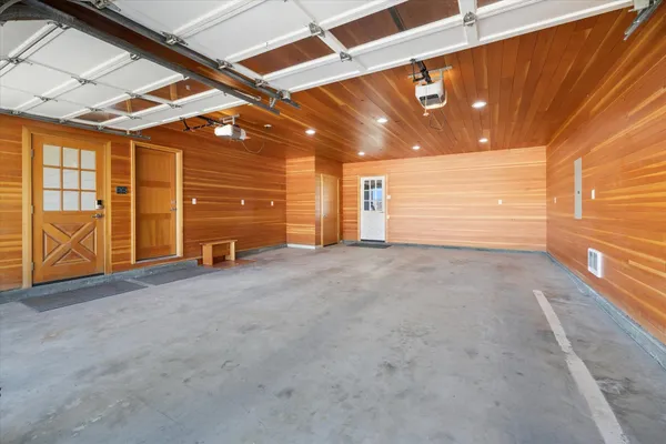 $2,300,000 | 1429 East Cleveland Avenue, Glenns Ferry, ID 83623