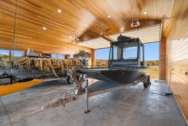 $3,500,000 | 1429 East Cleveland Avenue, Glenns Ferry, ID 83623