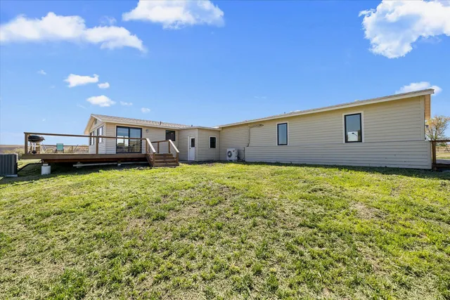 $3,500,000 | 1429 East Cleveland Avenue, Glenns Ferry, ID 83623